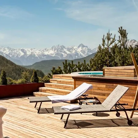 Deluxe Chalet With 3 Bedrooms- If You Want To Book, Please Contact On Wh-ats-app - 0034-635-518-216 !!!!