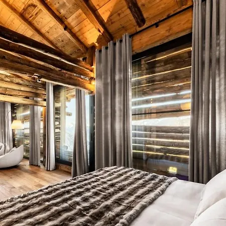 Deluxe Chalet With 3 Bedrooms- If You Want To Book, Please Contact On Wh-ats-app - 0034-635-518-216 !!!! Chamois